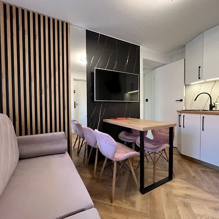 Migor Apartamenty 莱鲍 外观 照片