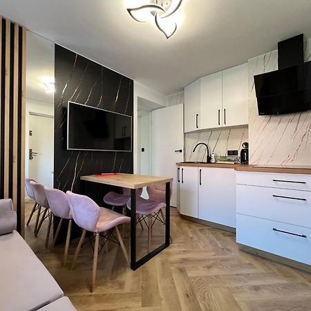 Migor Apartamenty 莱鲍 外观 照片