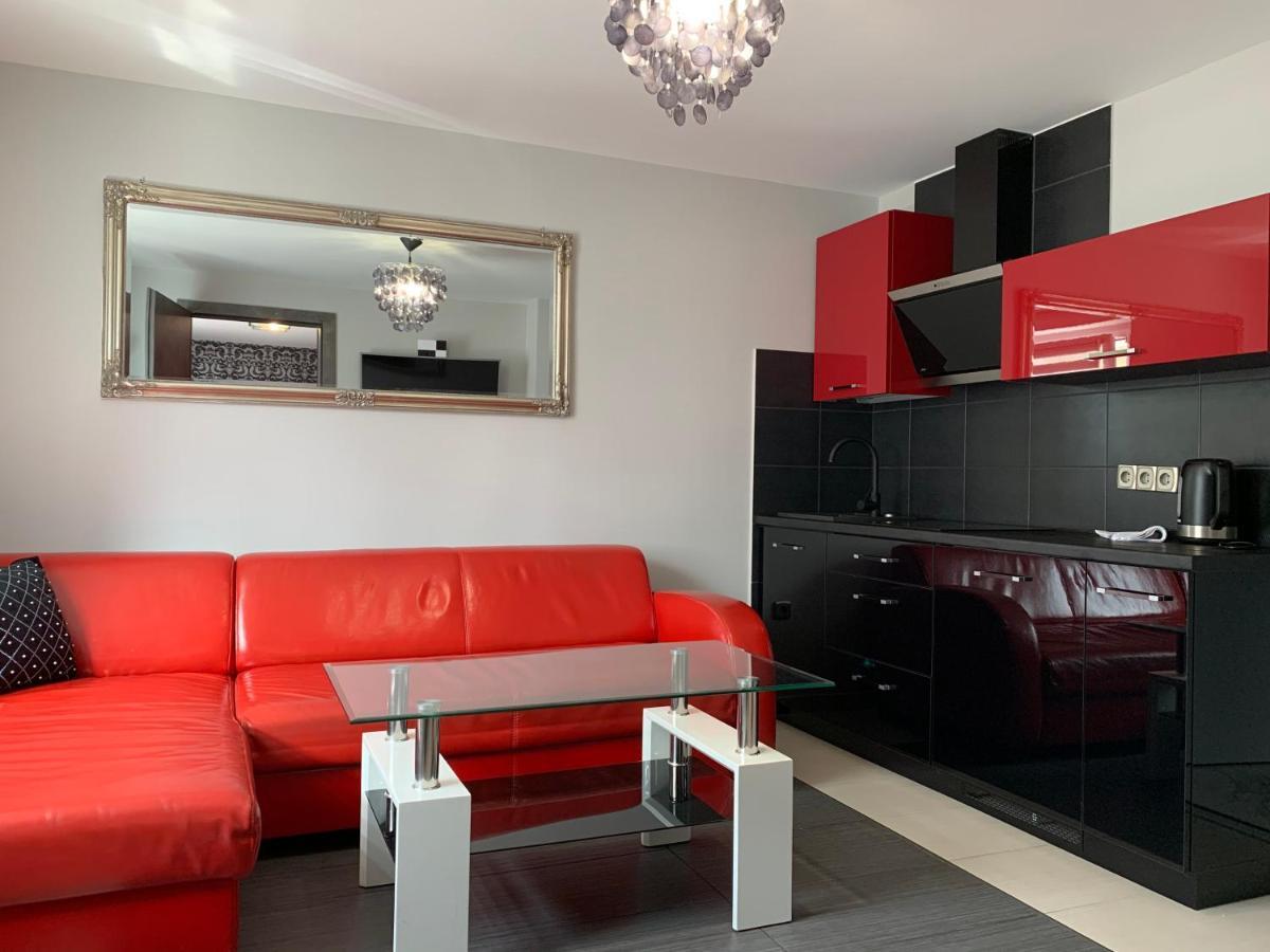 Migor Apartamenty 莱鲍 外观 照片